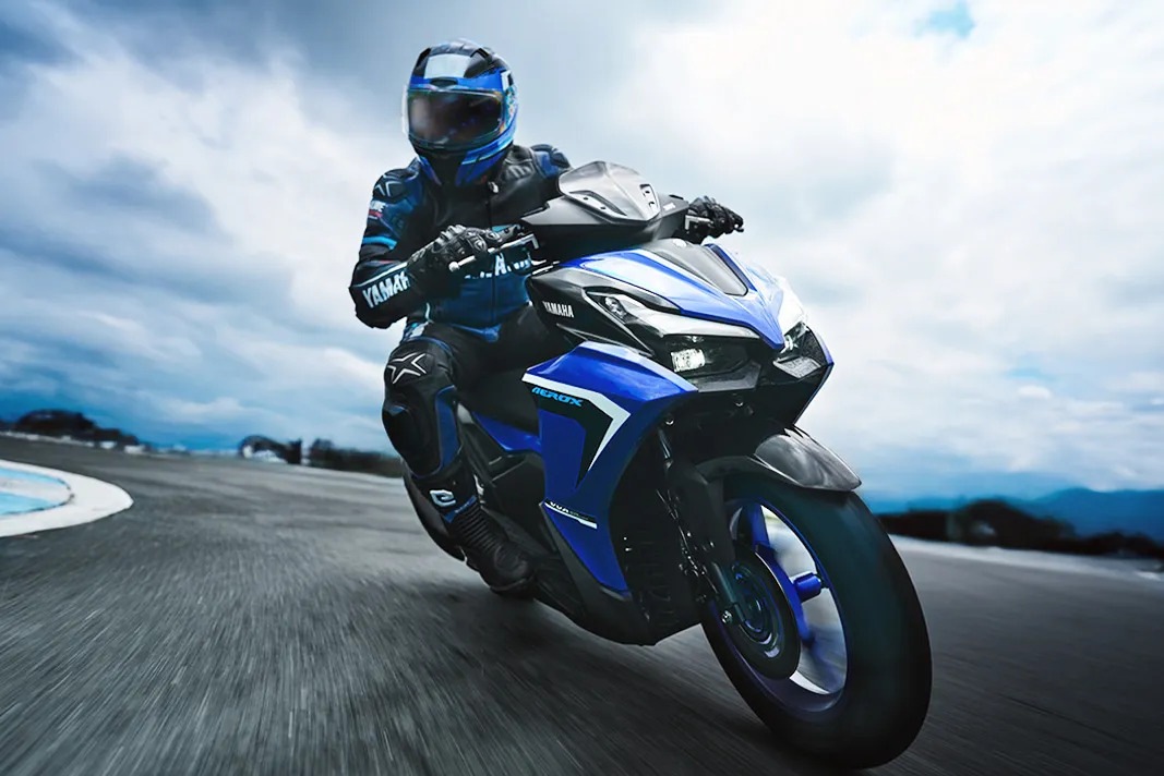 Summer Sale Background